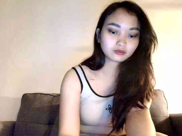 RozyElle webcam