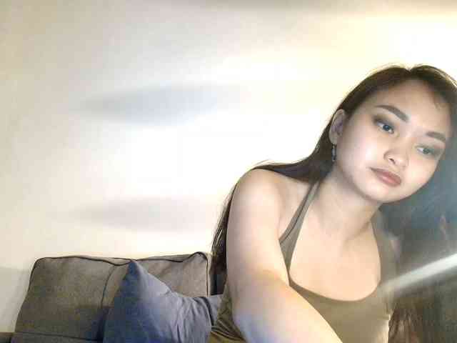RozyElle webcam