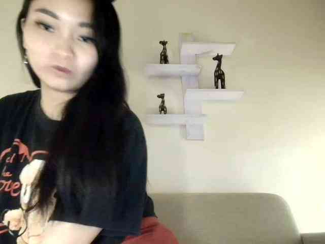 RozyElle webcam