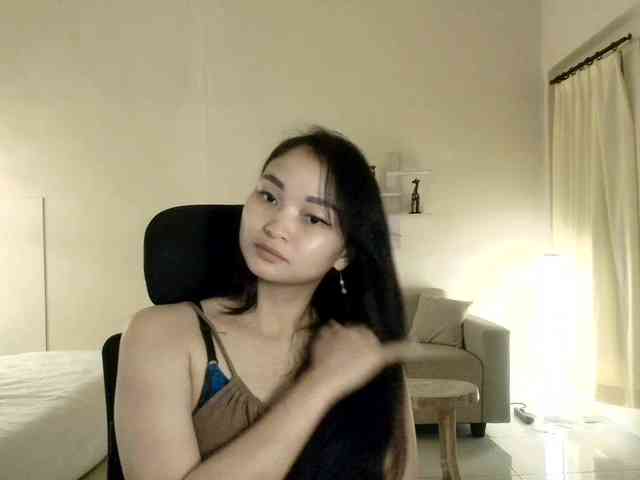 RozyElle webcam