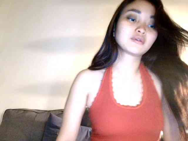 RozyElle webcam