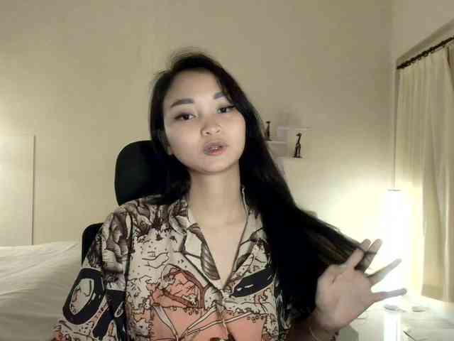 RozyElle webcam