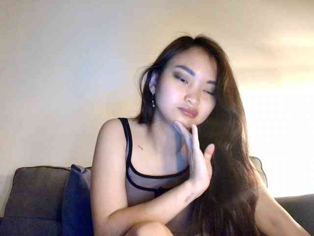 RozyElle webcam