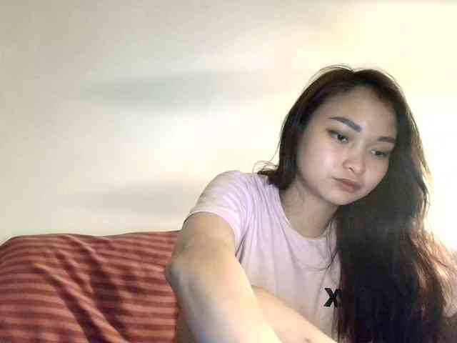 RozyElle webcam