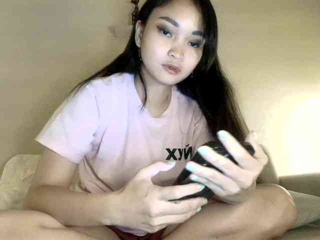 RozyElle webcam