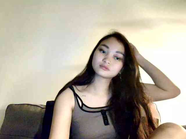 RozyElle webcam