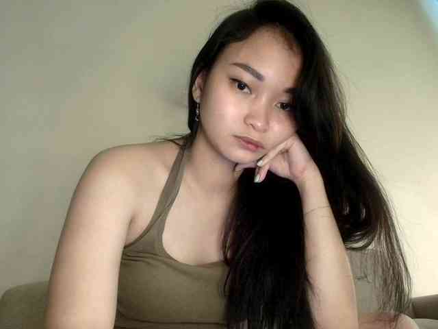 RozyElle webcam