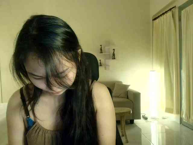 RozyElle webcam