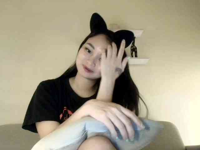 RozyElle webcam