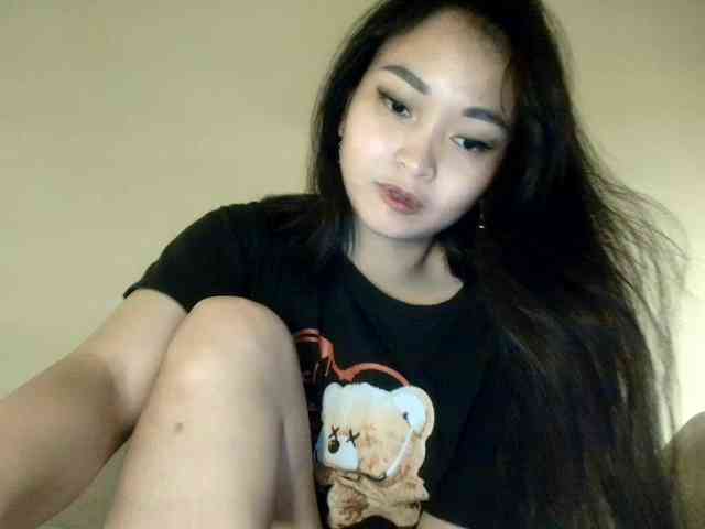 RozyElle webcam