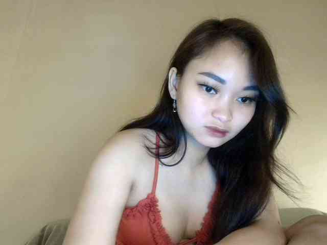 RozyElle webcam