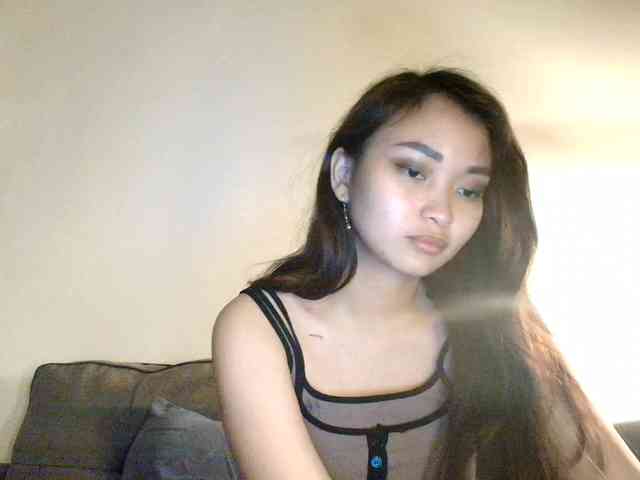 RozyElle webcam