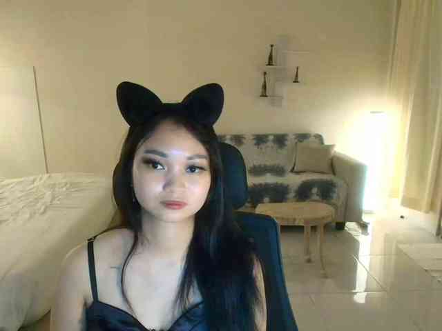RozyElle webcam