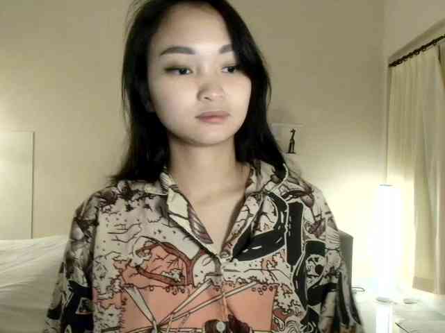 RozyElle webcam