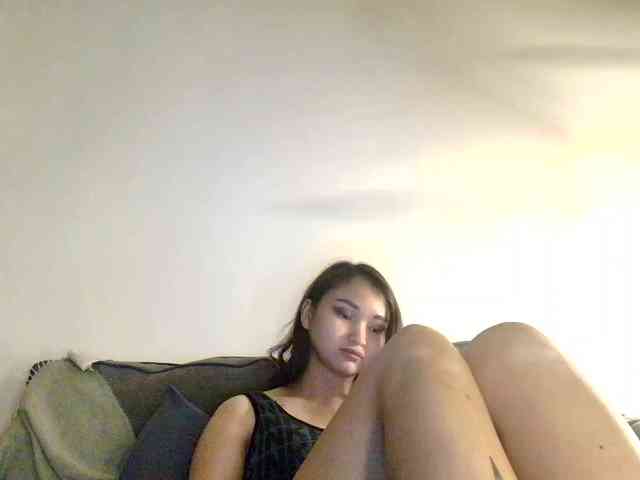 RozyElle webcam