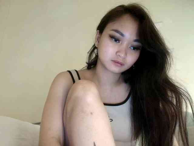 RozyElle webcam