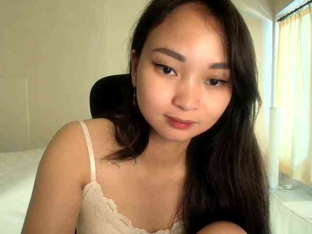 RozyElle webcam