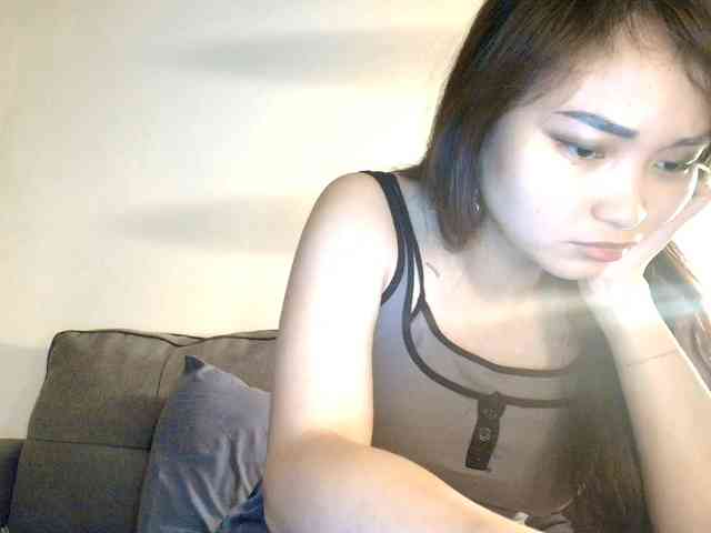 RozyElle webcam