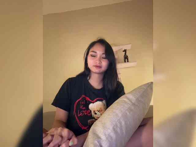 RozyElle webcam