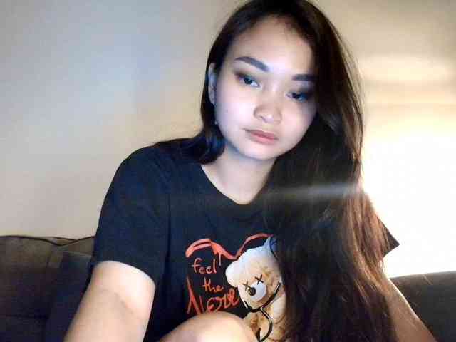 RozyElle webcam