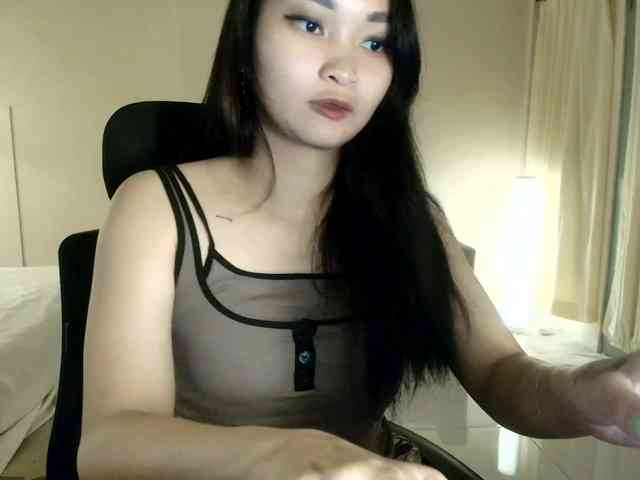 RozyElle webcam