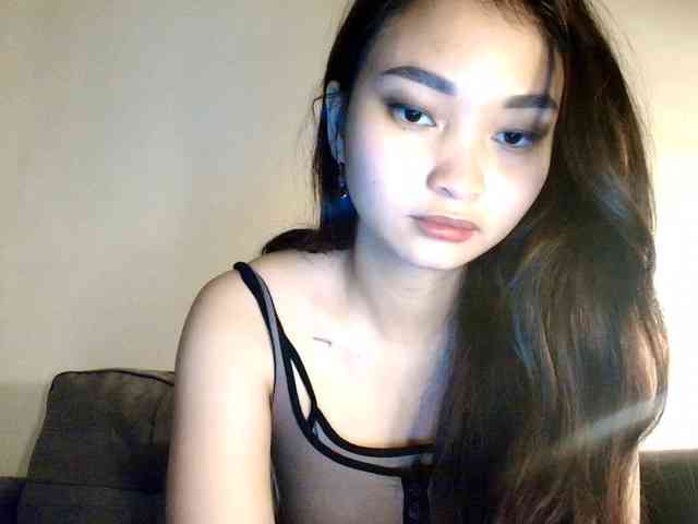 RozyElle webcam