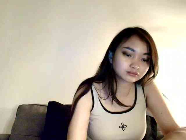 RozyElle webcam