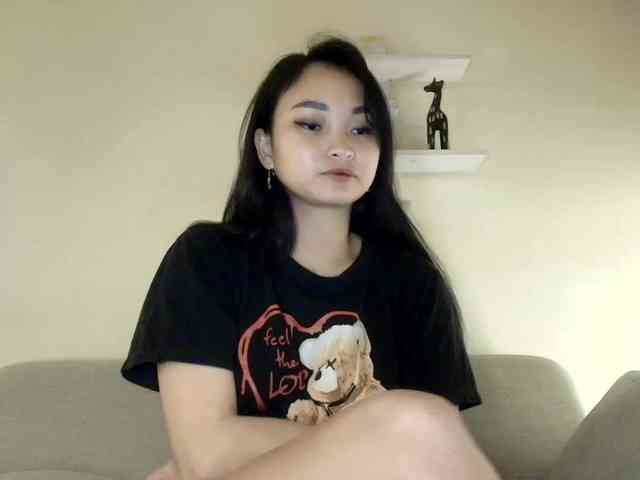 RozyElle webcam