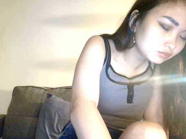 RozyElle webcam