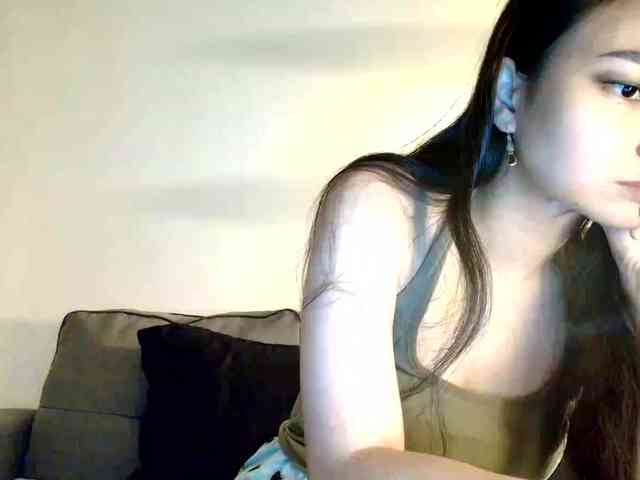 RozyElle webcam