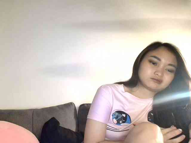 RozyElle webcam