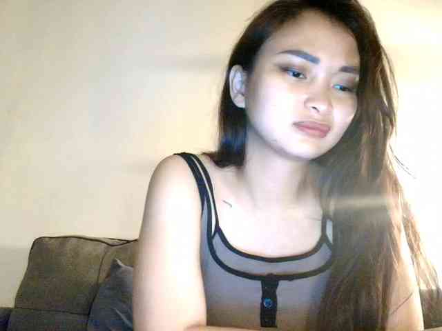 RozyElle webcam