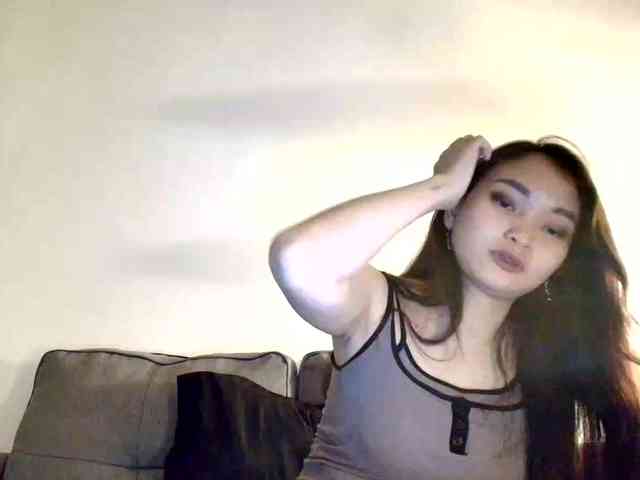 RozyElle webcam