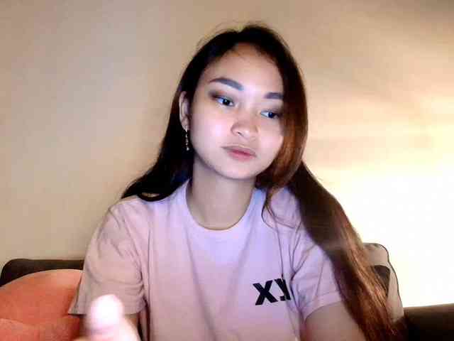 RozyElle webcam
