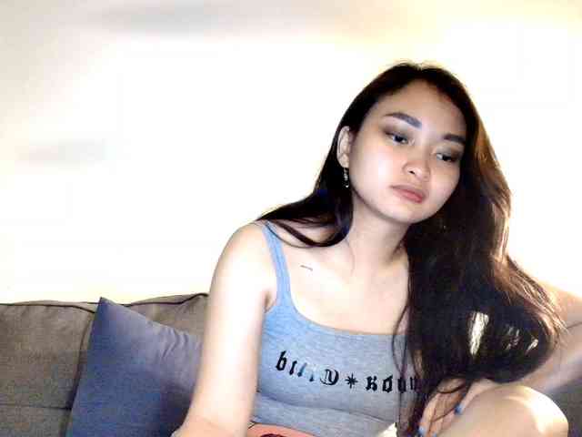 RozyElle webcam