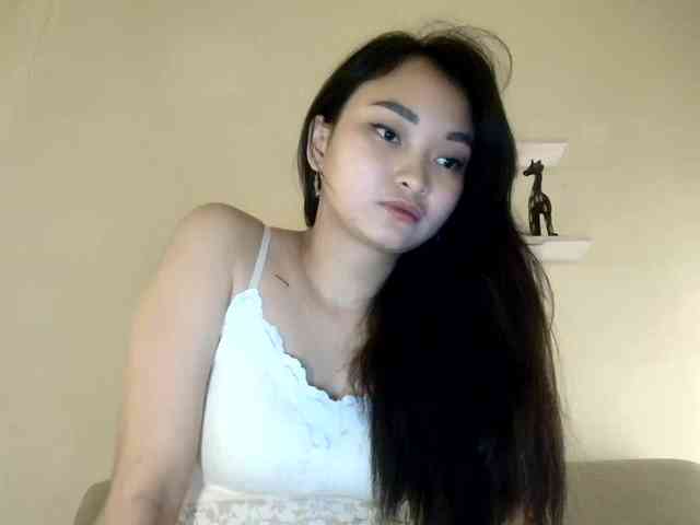 RozyElle webcam