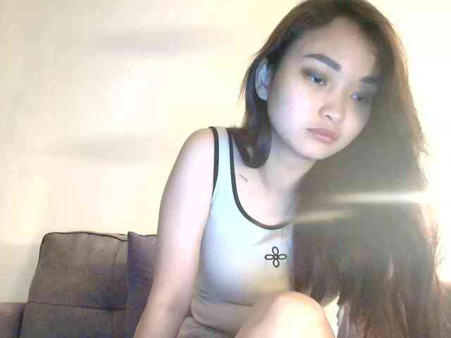 RozyElle webcam