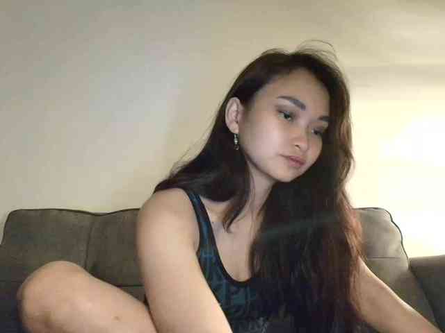 RozyElle webcam