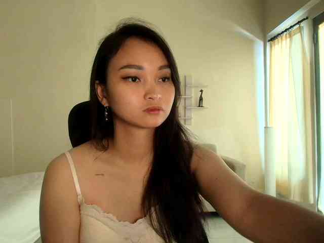 RozyElle webcam