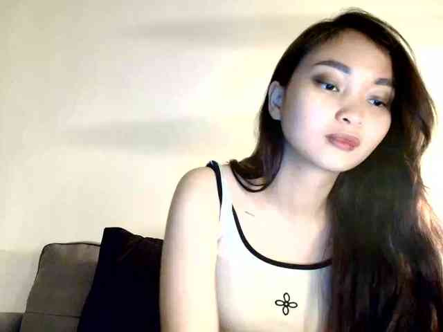 RozyElle webcam