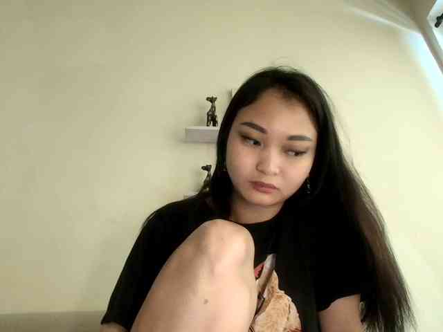 RozyElle webcam