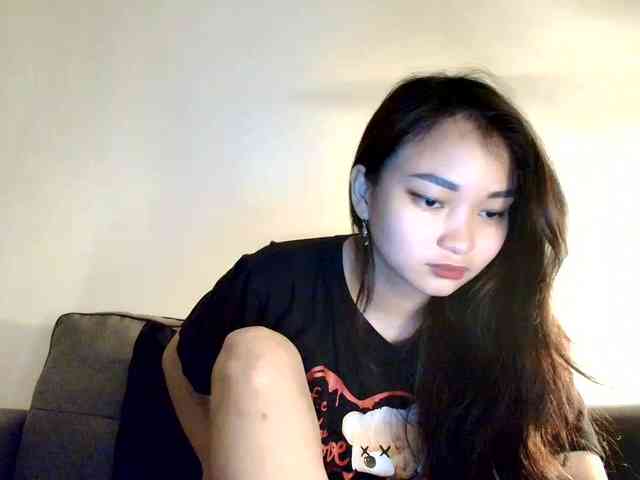 RozyElle webcam