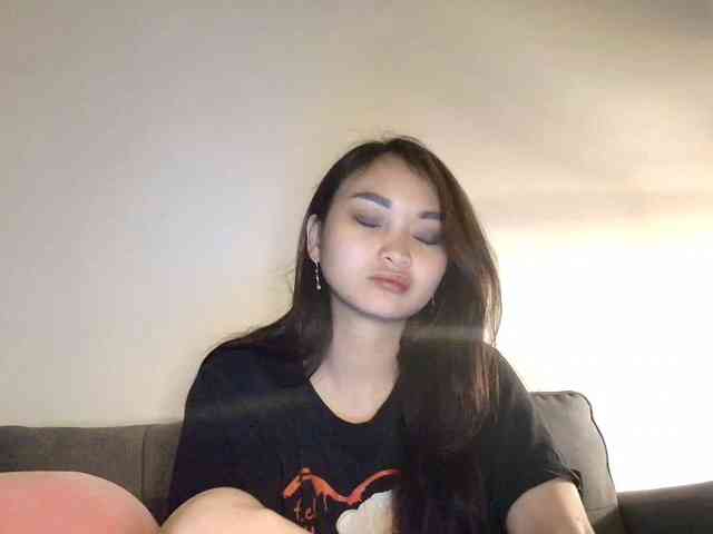 RozyElle webcam