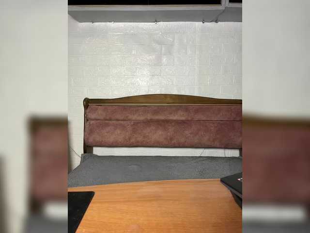 Wiskey's BongaCams show and profile