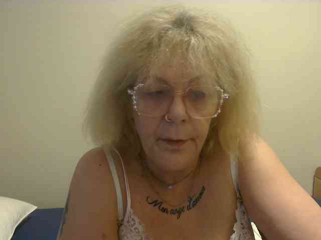 latexshantie webcam