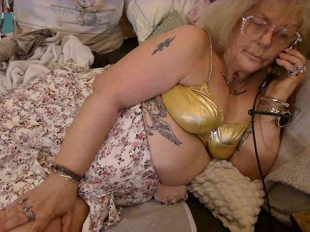 latexshantie webcam