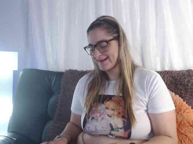 Natalliecolliz webcam