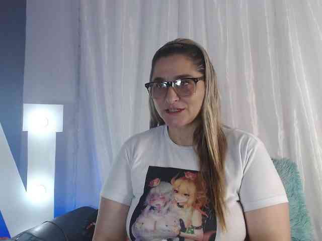 Natalliecolliz webcam