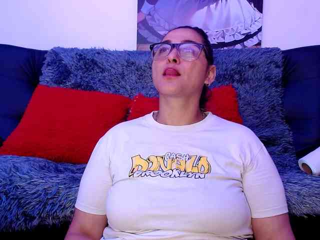 Natalliecolliz webcam