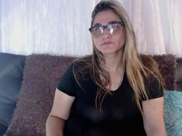Natalliecolliz webcam